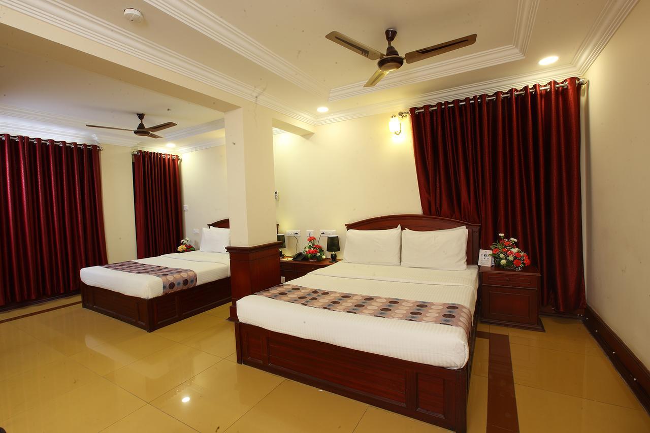 Trichur Towers Thrissur Buitenkant foto