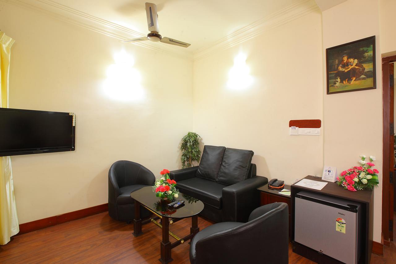 Trichur Towers Thrissur Buitenkant foto