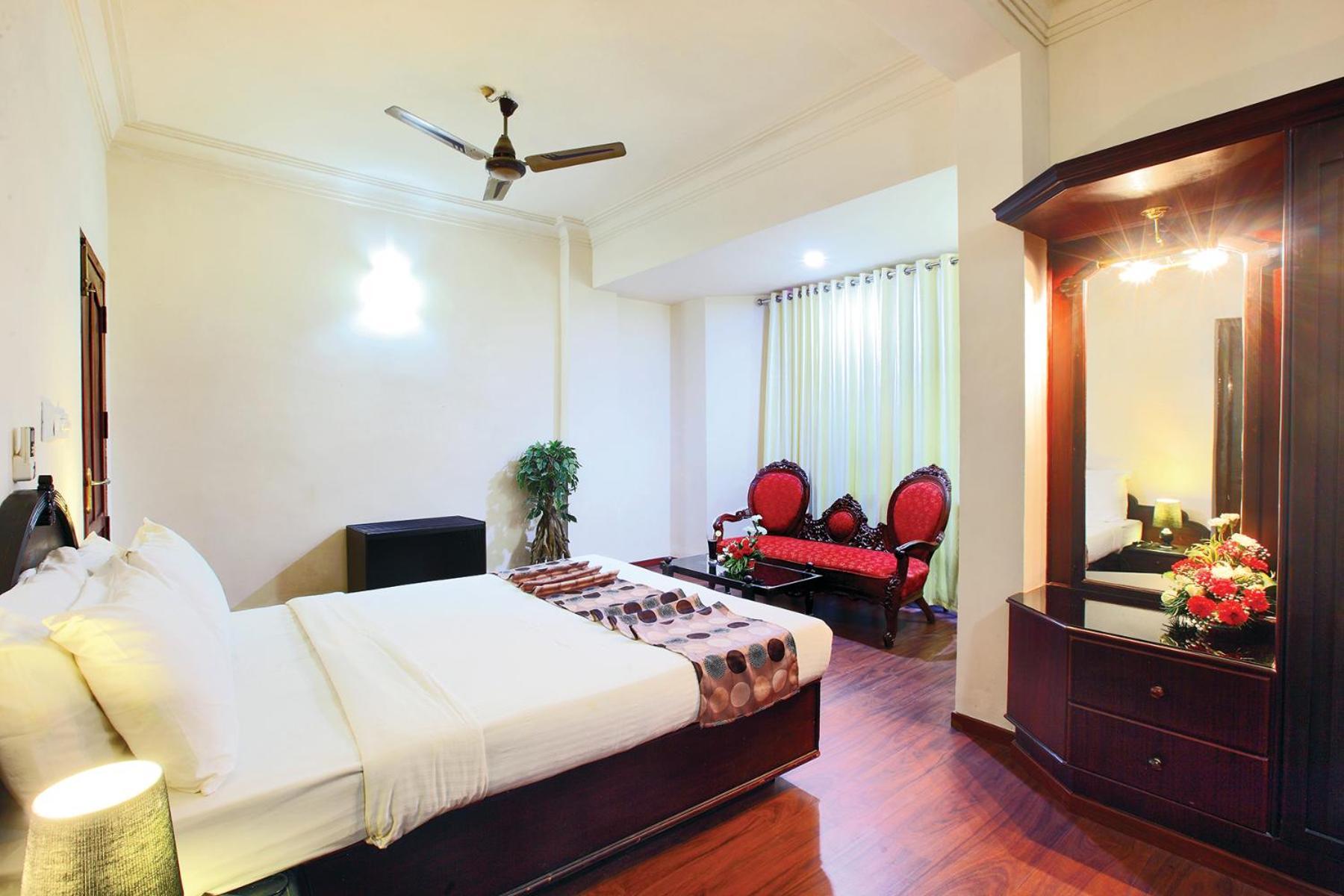 Trichur Towers Thrissur Buitenkant foto