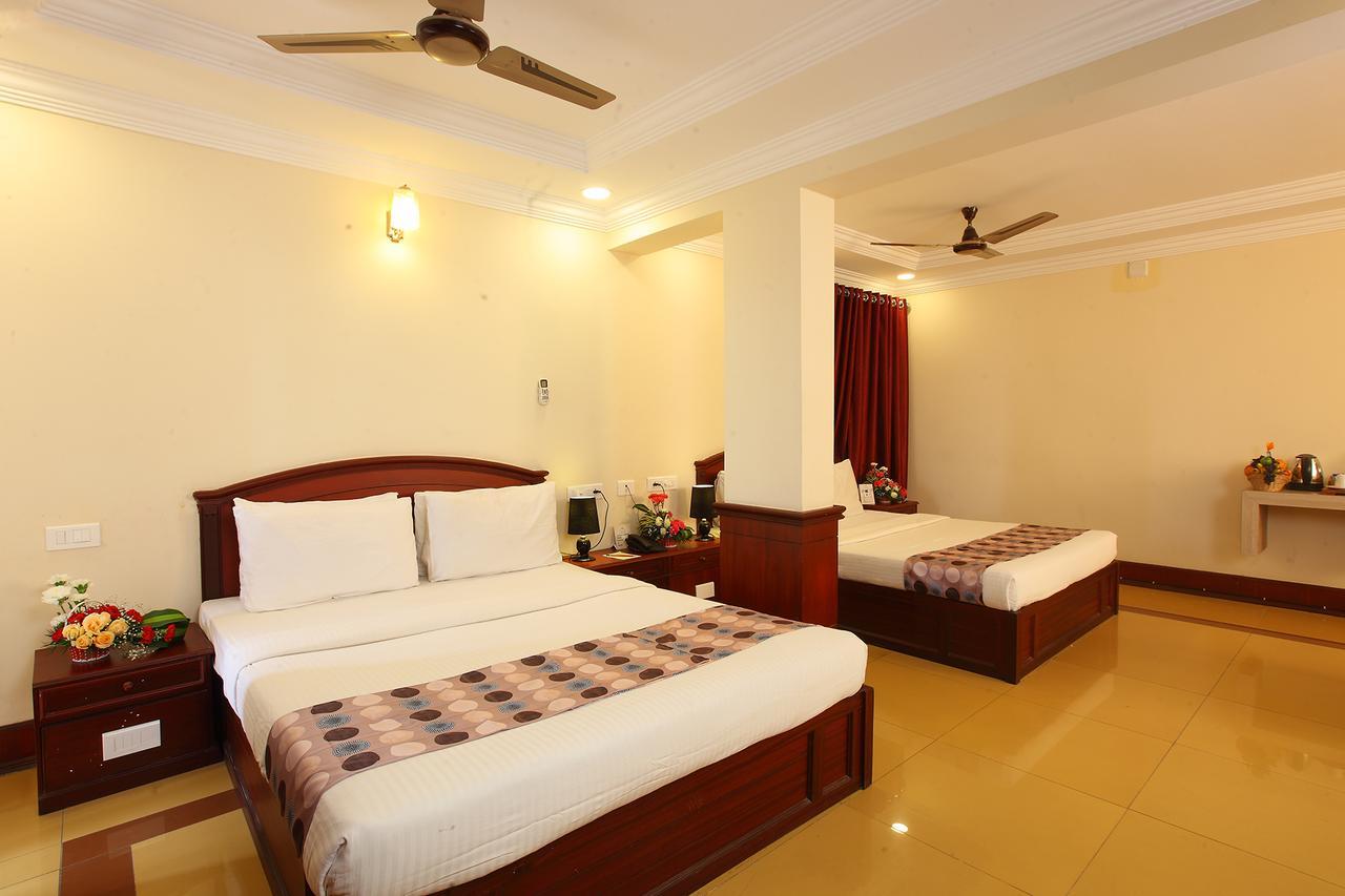 Trichur Towers Thrissur Buitenkant foto