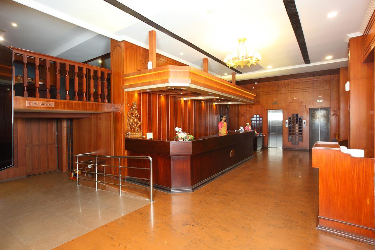 Trichur Towers Thrissur Buitenkant foto