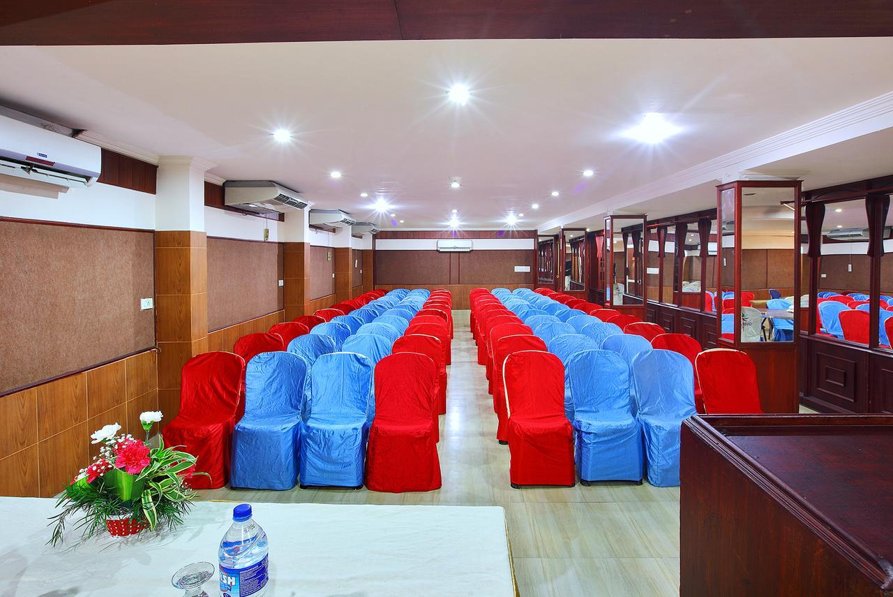 Trichur Towers Thrissur Buitenkant foto