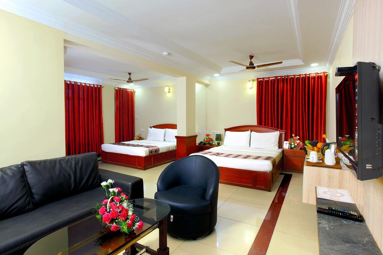 Trichur Towers Thrissur Buitenkant foto