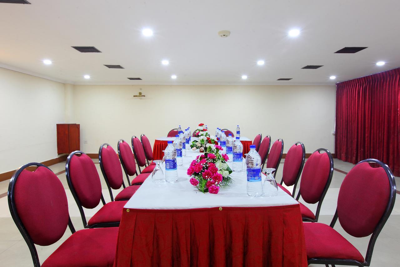 Trichur Towers Thrissur Buitenkant foto