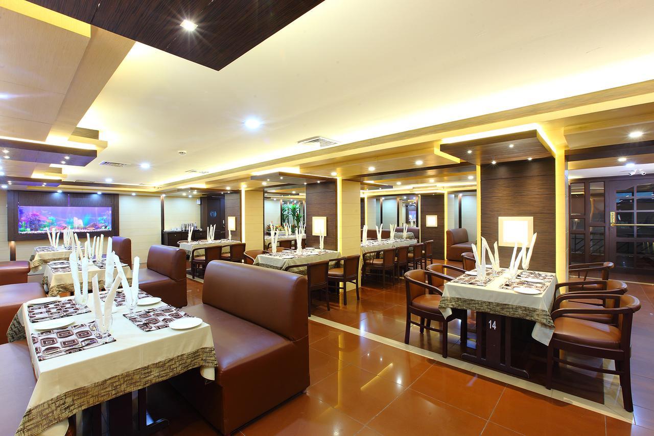 Trichur Towers Thrissur Buitenkant foto