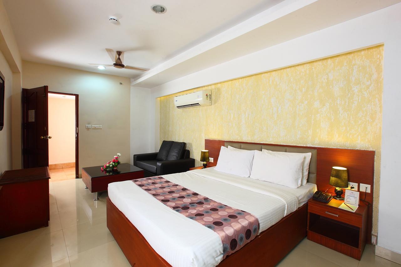 Trichur Towers Thrissur Buitenkant foto