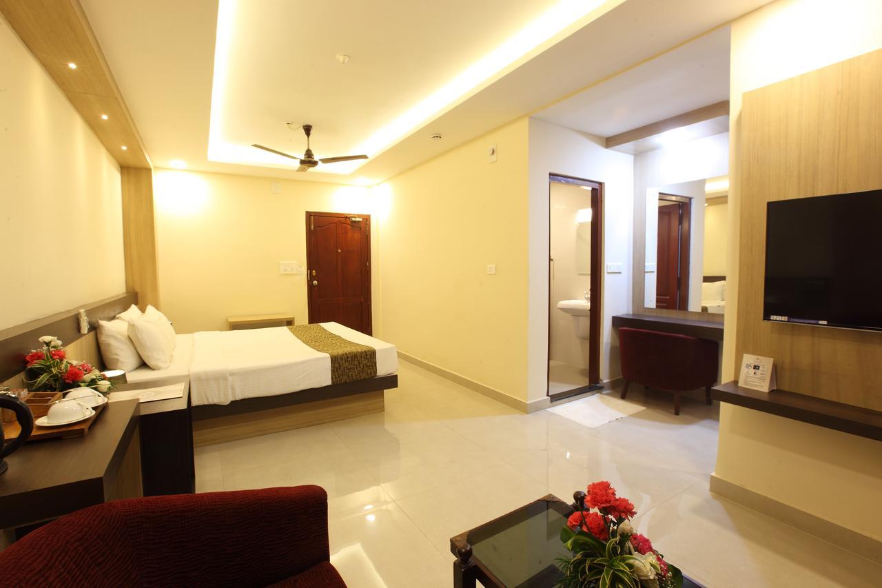 Trichur Towers Thrissur Buitenkant foto